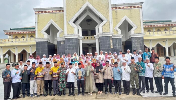 Dewan Mura Sambut Kedatangan Jemaah Haji Murung Raya