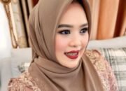 Dina Maulidah Berikan Pesan Bijak pada Pernikahan Putra Bupati